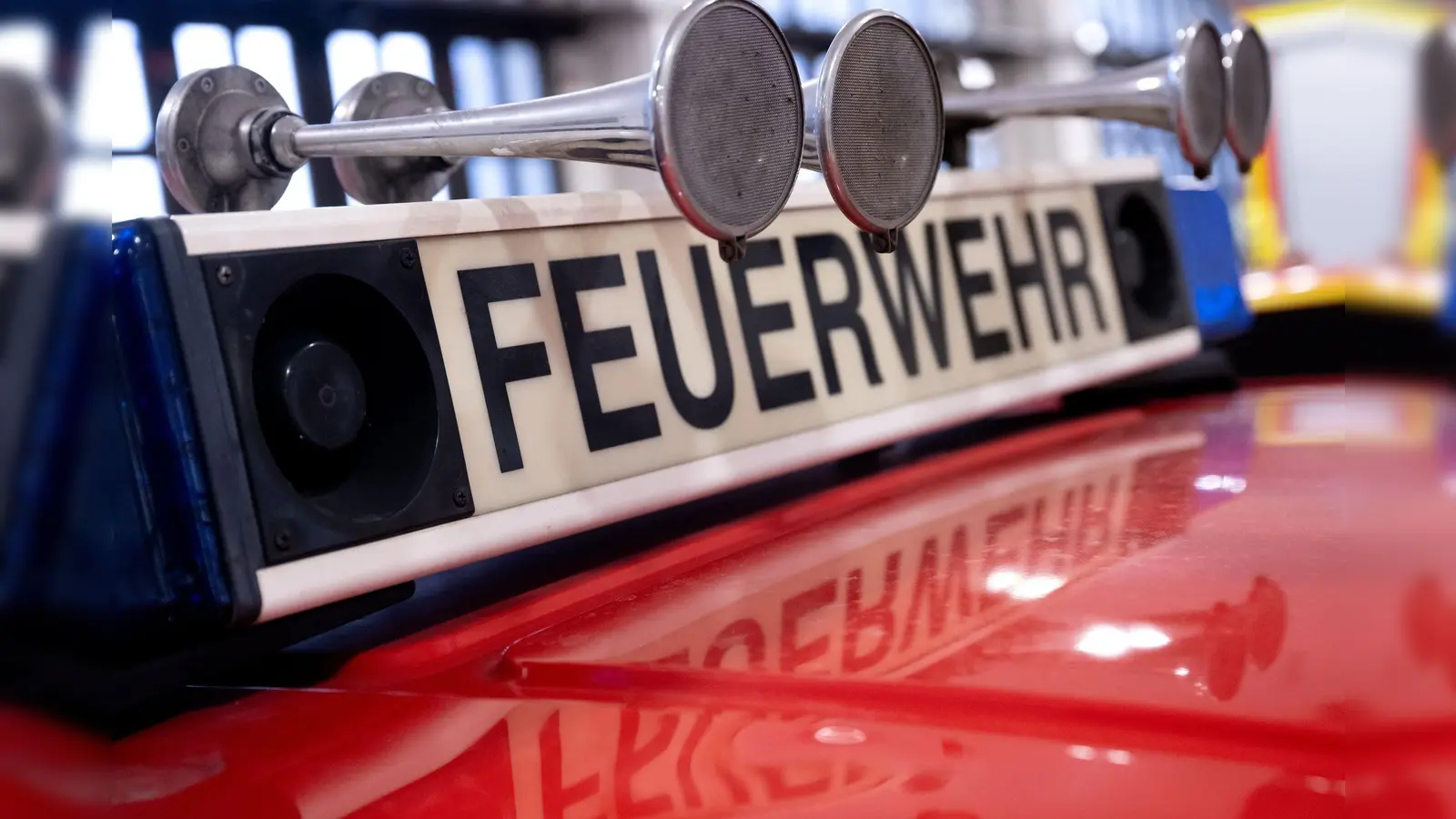 Die Feuerwehr löschte den Brand. (Symbolbild) (Foto: Sven Hoppe/dpa)