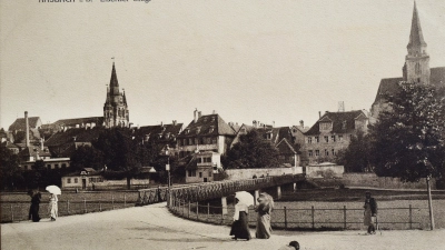 Von der Eisengießerei Bachmann errichtet: Der Eiserne Steg, über den der Weg von der Innenstadt zur Hindenburgkaserne führte. (Repro: Jim Albright/Sammlung Breitschwert)