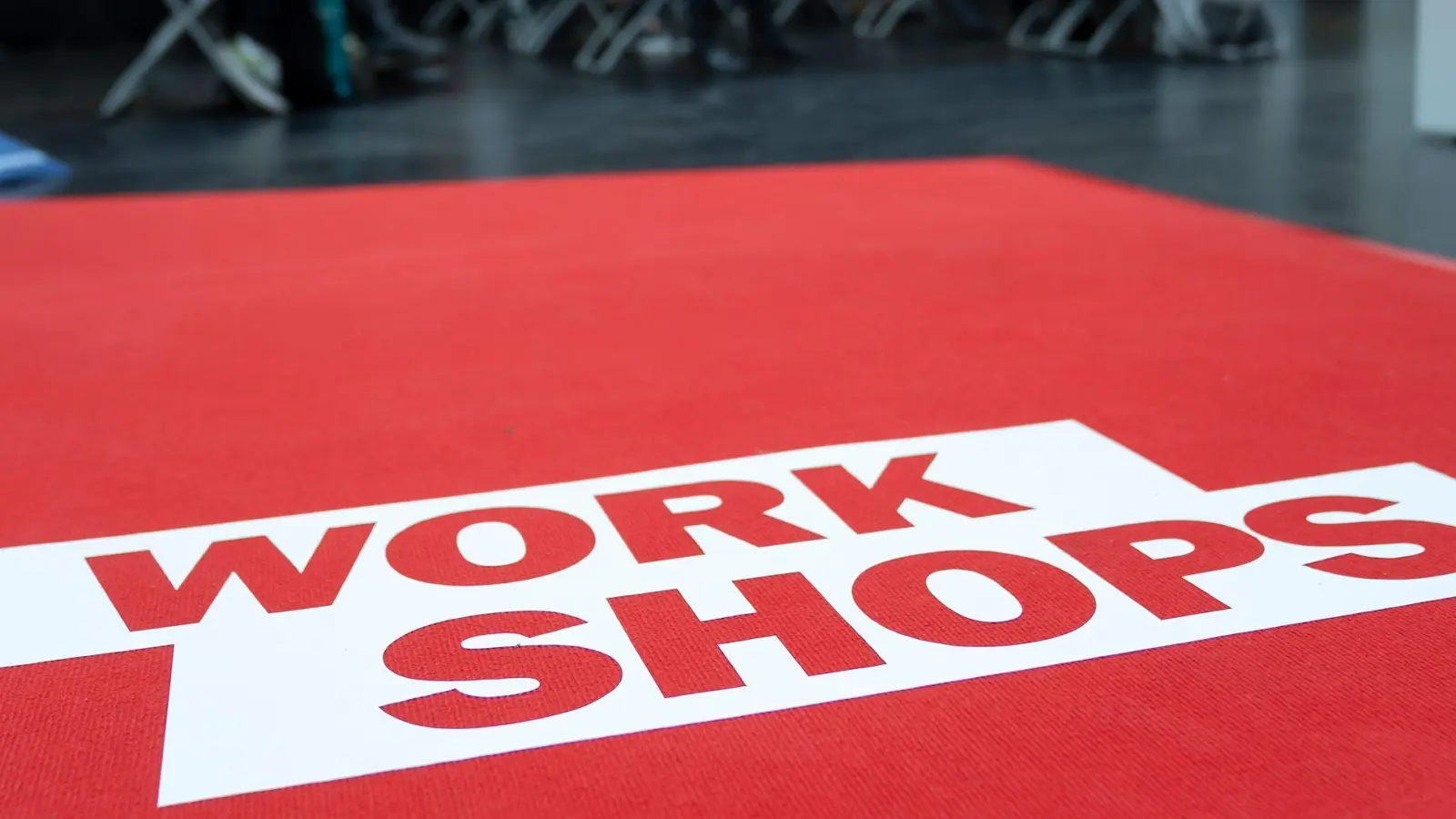 Wichtig für die Steuererklärung: Die Kosten für Workshops, Seminare und Lehrgänge können als Werbungskosten geltend gemacht werden. (Foto: Florian Schuh/dpa-tmn)