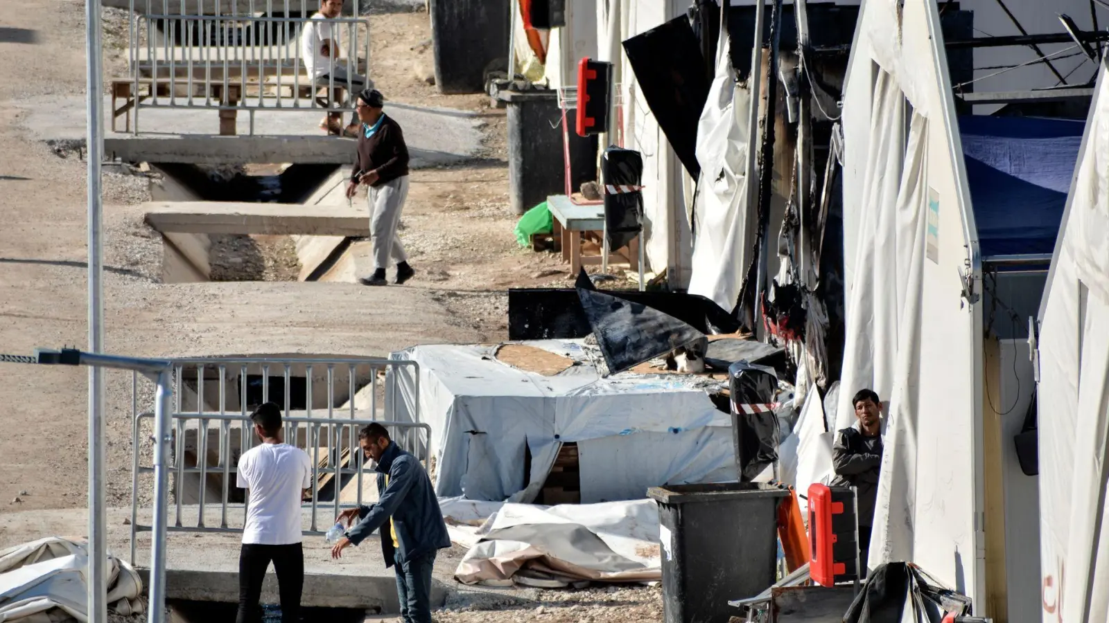 Als Staat mit einer EU-Außengrenze spürt Griechenland eine deutliche Belastung durch die Ankunft irregulärer Migranten über das Mittelmeer. (Archivfoto) (Foto: Panagiotis Balaskas/AP/dpa)