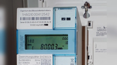 Ab nächstem Jahr übernimmt ein Nürnberger Konzern das Wilhermsdorfer Netz. Der Stromzähler bleibt. Wer bislang bei den Gemeindewerken Strom bezieht und diesen Vertrag nicht kündigt, der wird ab Neujahr automatisch Kunde des aktuellen Grundversorgers. (Foto: Heinz Wraneschitz)