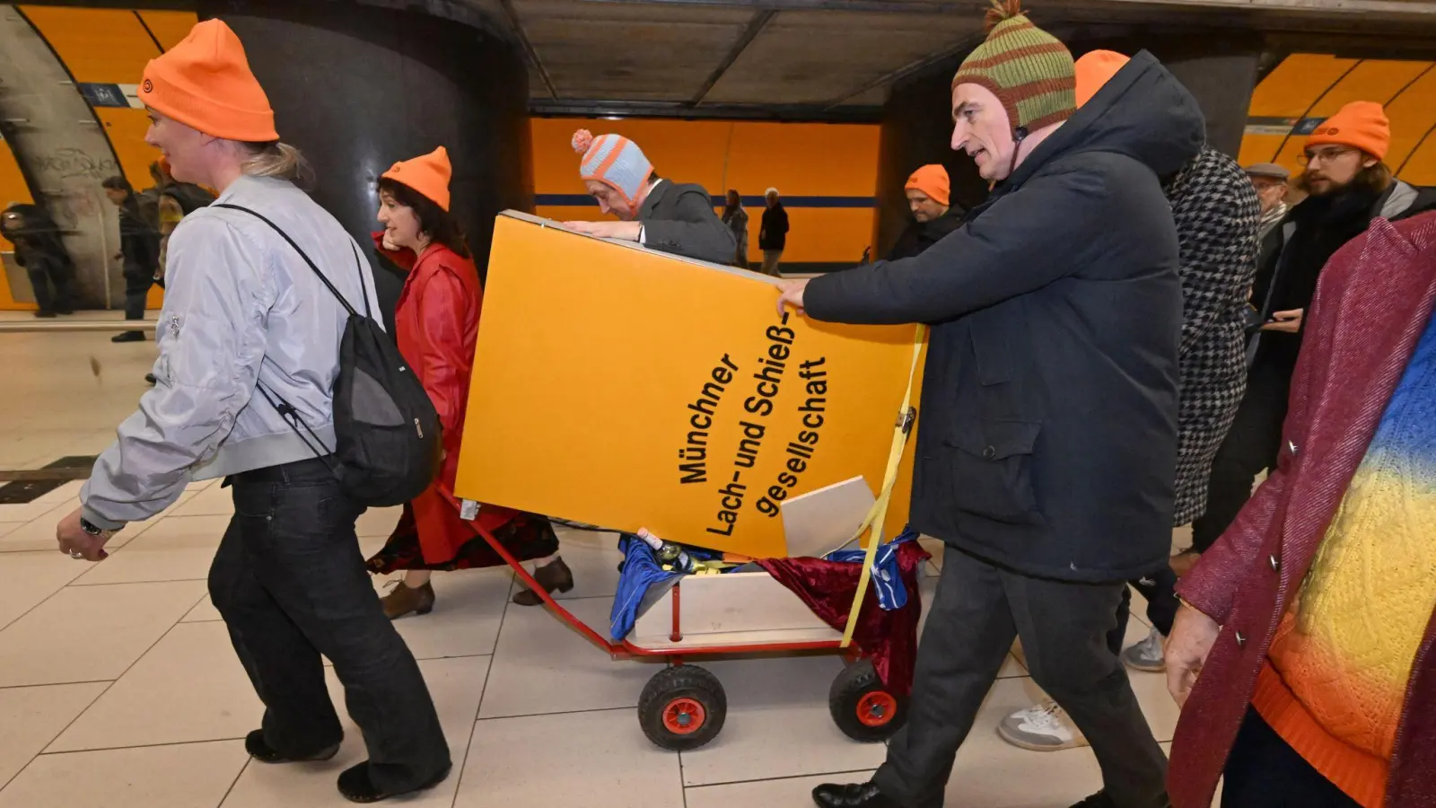 Erst im November hab es einen Umzug (Archivbild). (Foto: Felix Hörhager/dpa)