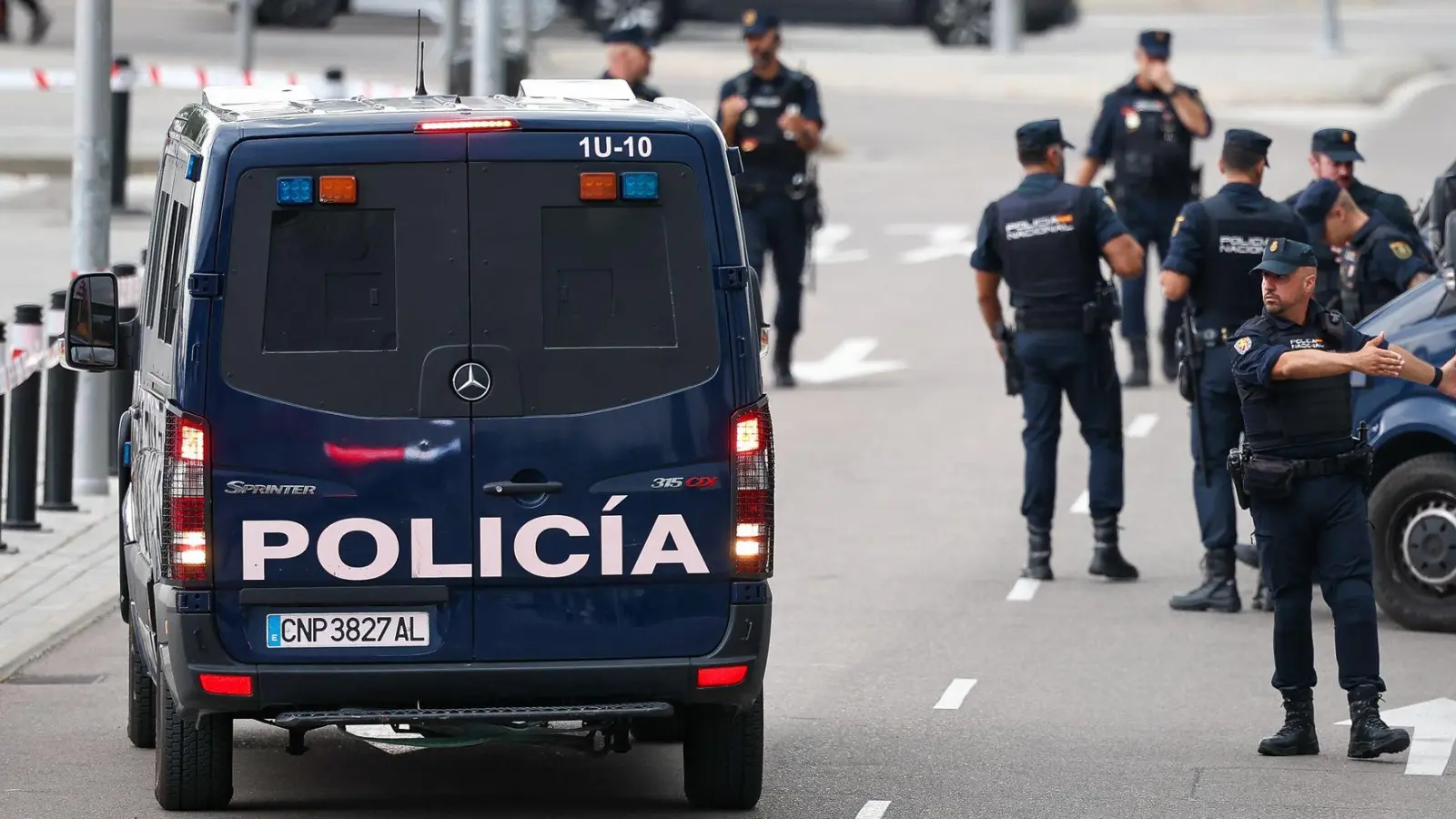 Der Schlag gelang der spanischen Nationalpolizei in Zusammenarbeit mit den Behörden der USA und der Niederlande. (Symbolbild) (Foto: Jan Woitas/dpa)
