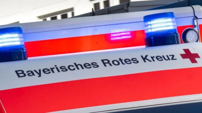 Für den Fahrer kommt jede Hilfe zu spät. (Symbolbild) (Foto: Peter Kneffel/dpa)