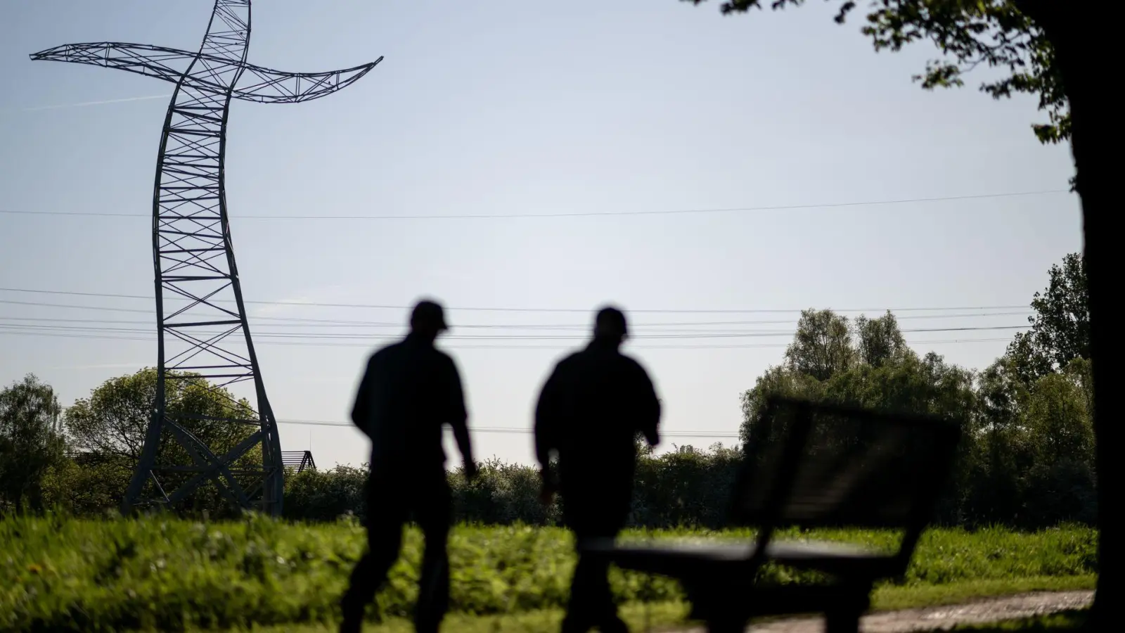 Der April war in vielen Teilen Deutschlands sehr sonnig und trocken. (Foto: Fabian Strauch/dpa)