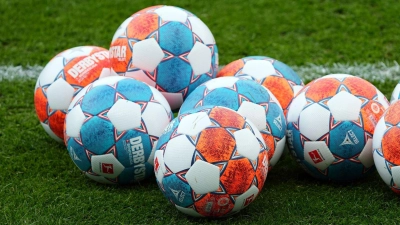 Der SVG Steinachgrund hat für die Partie bei Quelle Fürth keine Mannschaft stellen können und sagte die Partie ab. (Symbolbild: Soeren Stache/dpa-Zentralbild/dpa)