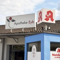 Eine Innovation für den Landkreis Ansbach: Tanja Franz, die die Apotheke in Eyb betreibt, möchte in Weihenzell ein Rezept-Terminal errichten. (Foto: Luca Paul)