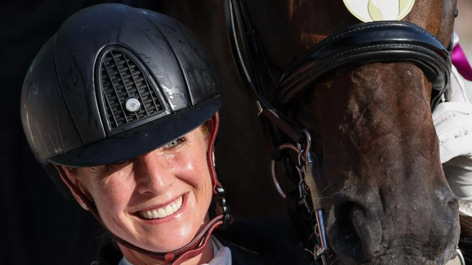 Dressurreiterin Jessica von Bredow-Werndl hat erneut den deutschen Meistertitel gewonnen. (Foto: Friso Gentsch/dpa)