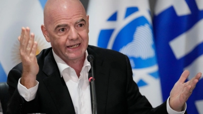 FIFA-Boss Gianni Infantino macht bei den TV-Verhandlungen vor der Fußball-WM der Frauen Druck. (Foto: Jorge Saenz/AP/dpa)