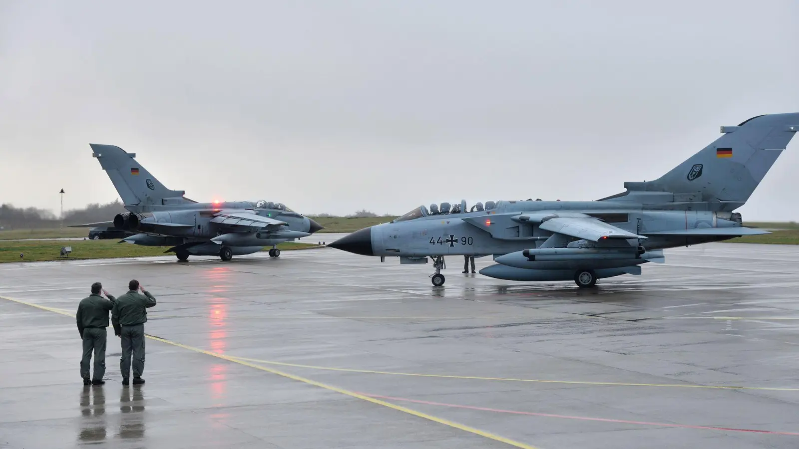 Der Bundeswehr-Flugplatz in Büchel gilt als einer der Lagerorte für US-amerikanische Atombomben vom Typ B61 in Europa. (Archivbild) (Foto: picture alliance / Harald Tittel/dpa)