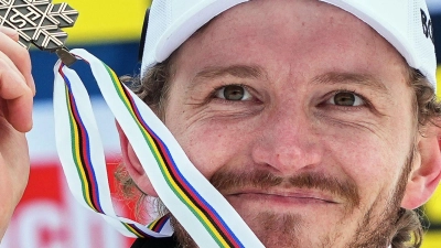 Linus Straßer sorgte doch noch für eine deutsche WM-Medaille. (Foto: Giovanni Auletta/AP/dpa)