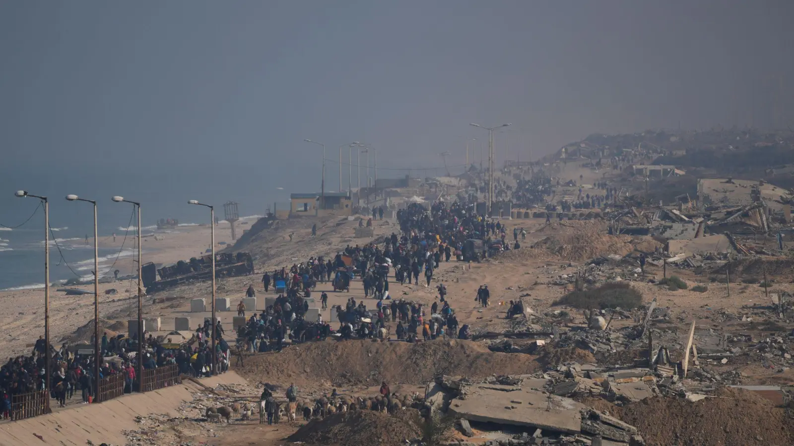 Die arabischen Länder lehnen eine Vertreibung der Palästinenser aus Gaza entschieden ab. (Foto: Abdel Kareem Hana/AP/dpa)