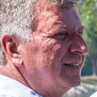 Der neue Bundesverkehrsminister Steffen Bilger (r, CSU) und sein bayerischer Amtskollege Christian Bernreiter (CSU) sehen im Donauausbau eine wichtige Maßnahme zur Verbesserung der Güterschifffahrt bei Niedrigwasser. (Foto: Armin Weigel/dpa)