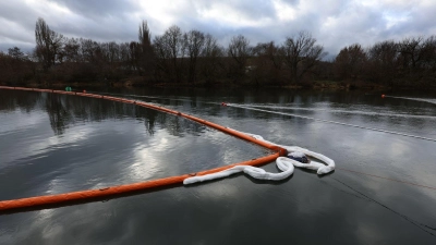 Die Ursache für die Havarie ist wohl menschliches Versagen. (Archivbild)  (Foto: Karl-Josef Hildenbrand/dpa)