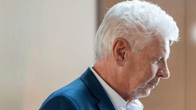 Dem Münchner Alt-OB Dieter Reiter drohen nach Einstellung des Verfahrens keine dienstrechtlichen Folgen mehr. (Archivbild) (Foto: Peter Kneffel/dpa)