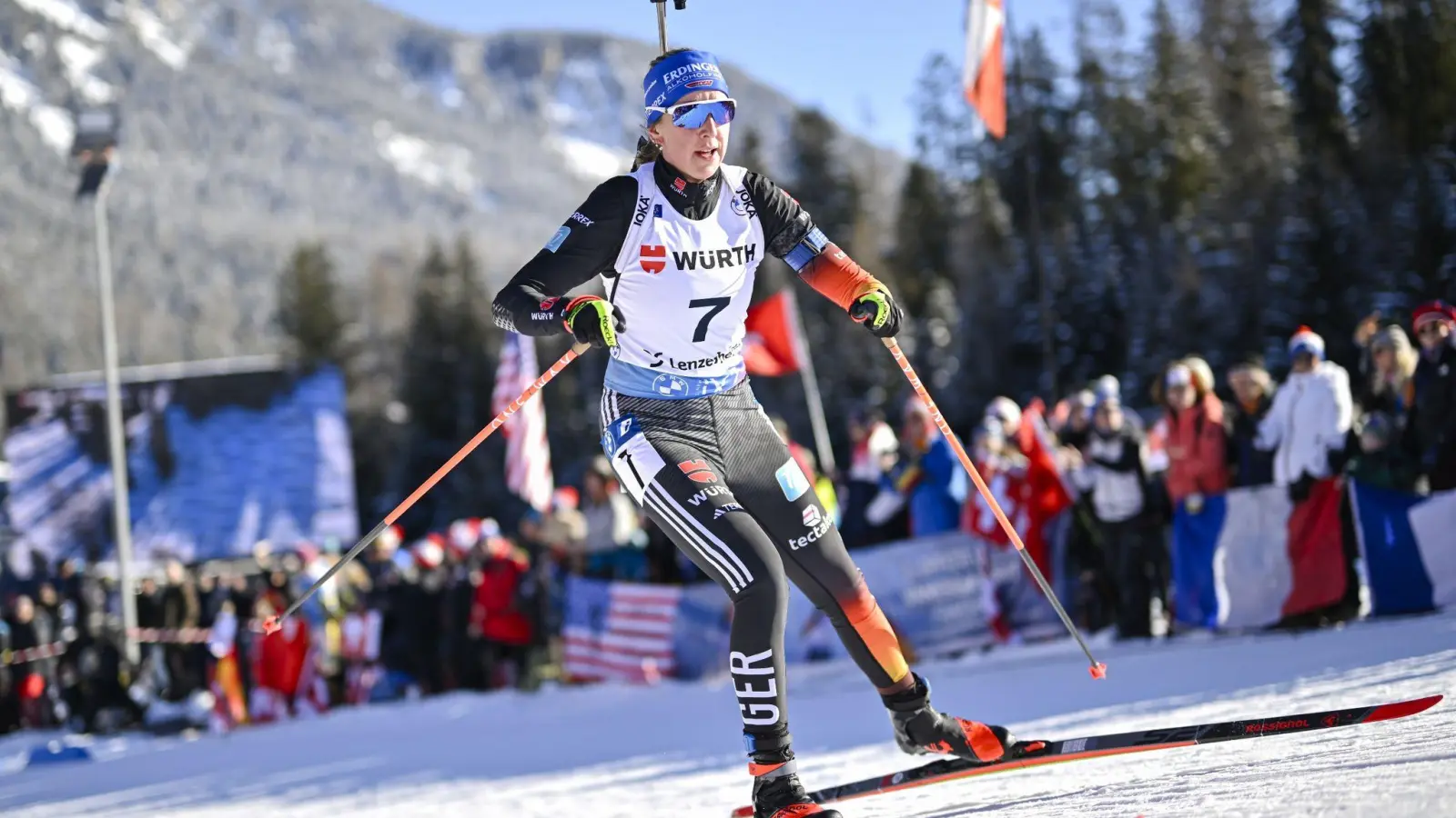 Biathletin Franziska Preuß war nach ihrem vierten Platz sehr zufrieden. (Foto: Gian Ehrenzeller/KEYSTONE/dpa)