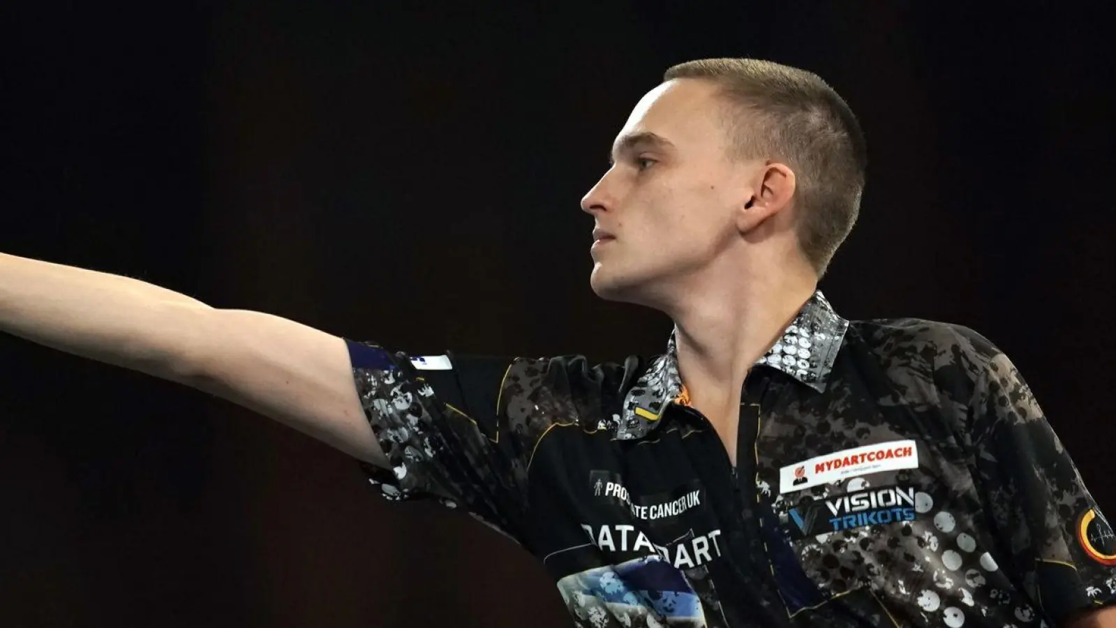 Feierte einen erfolgreichen Auftakt bei der Darts-WM: Ricardo Pietreczko. (Foto: Adam Davy/PA Wire/dpa)