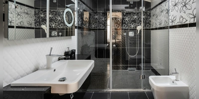 Moderne Bäder vereinen Ästhetik, Funktionalität und Innovation. Durchdachte Lösungen schaffen ein komfortables Umfeld und bieten mehr Eigenständigkeit und Lebensqualität. (Foto: Pexels)