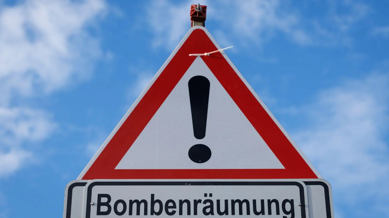 Ein Bilndgänger aus dem Zweiten Weltkrieg ist entschärft worden. (Symbolbild) (Foto: Friso Gentsch/dpa)