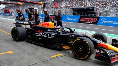 Red Bull-Pilot Max Verstappen zeigt auch in Suzuka seine Stärke. (Foto: Hiro Komae/AP/dpa)