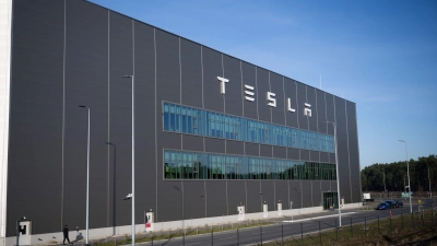 Hier wird bald ein Betriebsrat gewählt: Tesla in Grünheide. (Archivbild) (Foto: Sebastian Gollnow/dpa)