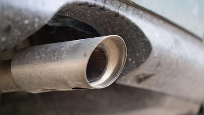 Europas Autohersteller haben nach Einschätzung der Allianz ihr Geld zu lang für Verbrennertechnologie, kurzfristige Renditen und Dividenden ausgegeben. (Symbolbild) (Foto: Sebastian Kahnert/dpa)