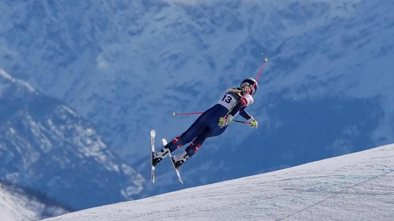 Lindsey Vonn nur Augenblicke vor ihrem fatalen Sturz bei der Olympia-Abfahrt von Cortina d'Ampezzo. (Archivbild) (Foto: Jacquelyn Martin/AP/dpa)