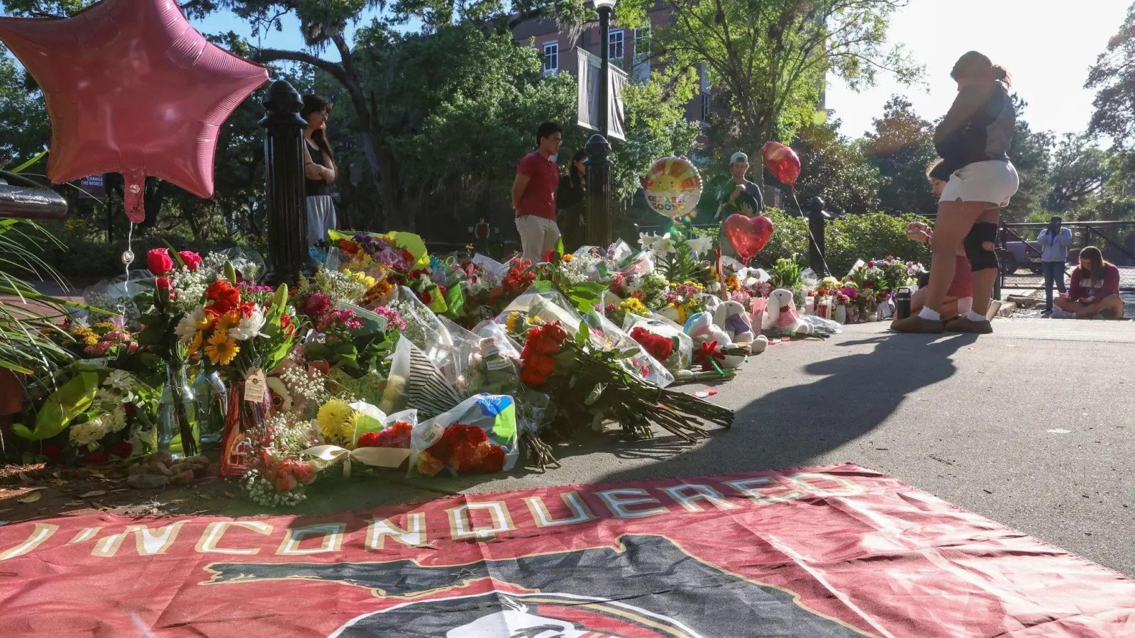 Nach Erkenntnissen von Ermittlern ließ sich der Schütze vor der Tat von ChatGPT beraten. (Archivbild) (Foto: Gary McCullough/FR171182 AP/AP/dpa)