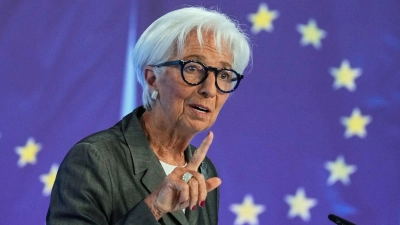 Seit dem 1. November 2019 führt die Französin Christine Lagarde die EZB. (Foto: Michael Probst/AP/dpa)