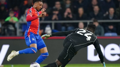 Bayern-Neuzugang Michael Olise (l) wurde in das französische Aufgebot für die Sommerspiele von Paris berufen. (Foto: Zac Goodwin/PA Wire/dpa)