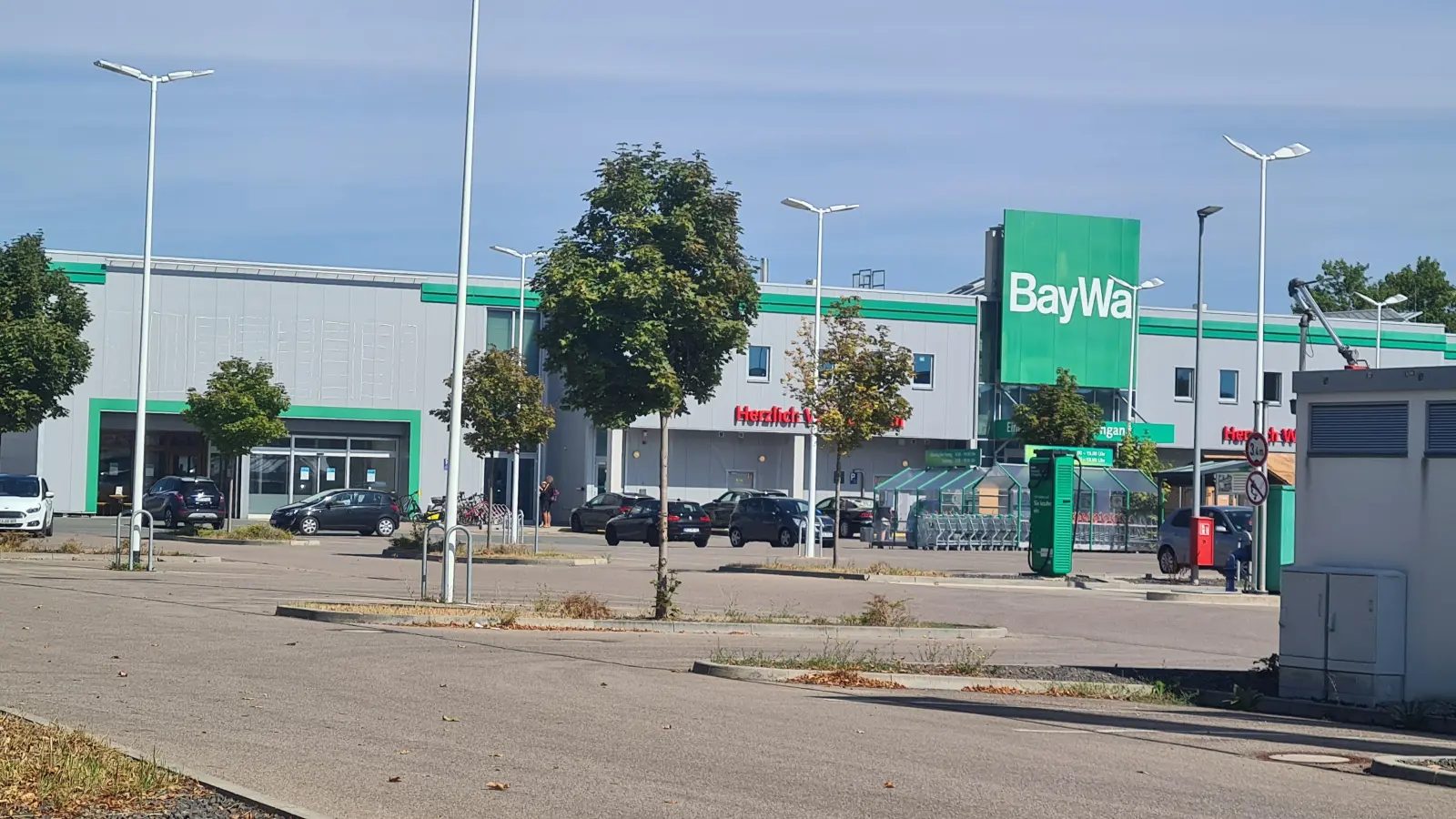 Betroffen ist unter anderem die BayWa in Bad Windsheim. Für diese Filiale gibt es, wie für viele andere, noch keine Lösung.  (Foto: Anna Franck)