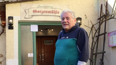 Friedrich Ammon wird am Karfreitag in der Gotzenmühle keinen Beerenwein verkaufen. Die Gastwirtschaft wird er in diesem Jahr aber öffnen. (Foto: Antonia Müller)