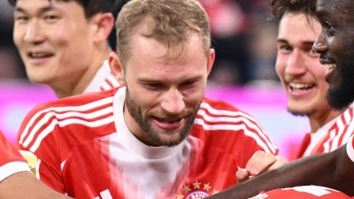 Jamal Musiala jubelt über sein erstes Bundesliga-Tor seit fast einem Jahr. (Foto: Harry Langer/dpa)