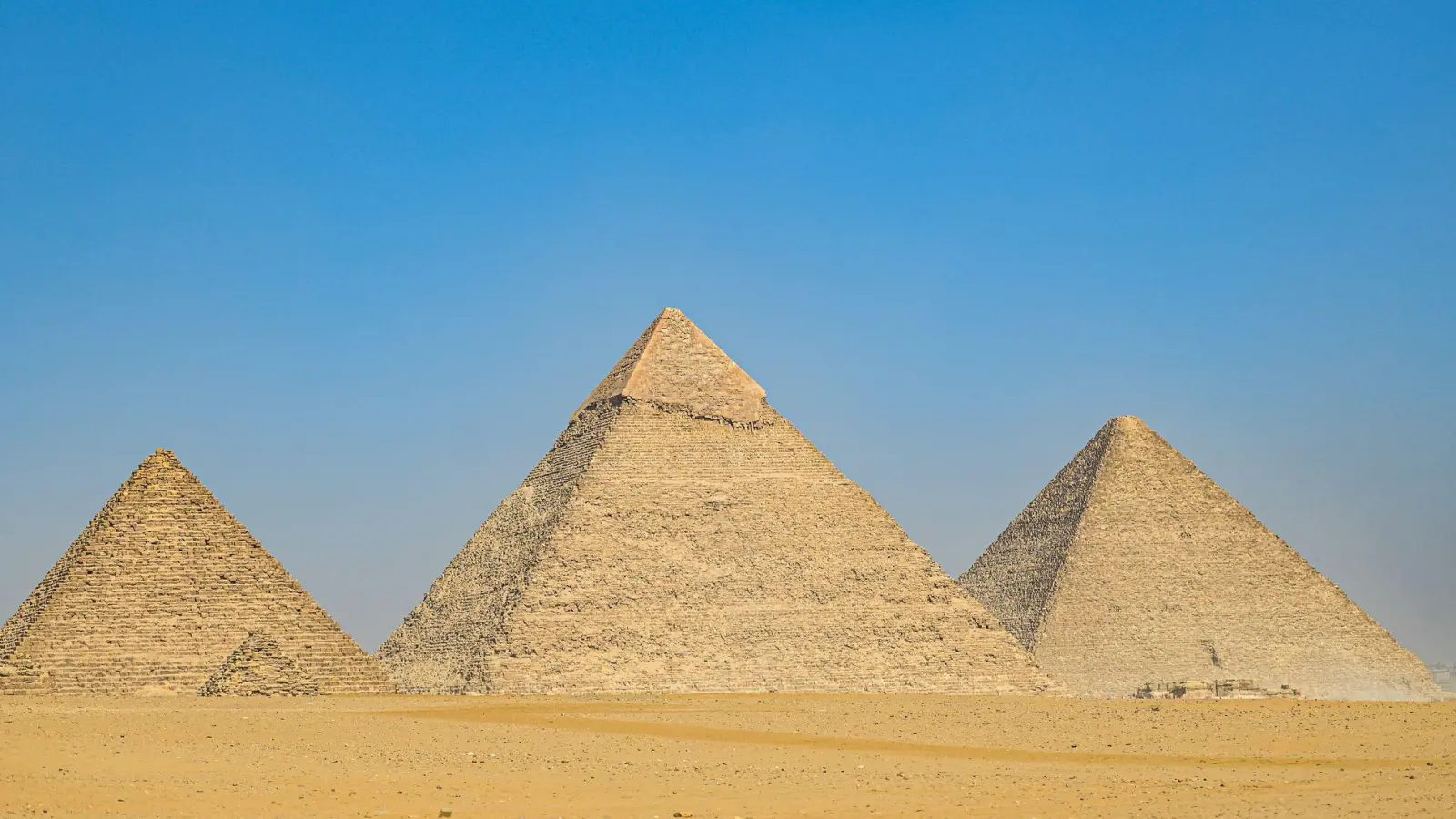 Pyramidenbesuch geplant? In Ägypten gibt es „Visa on arrival“ – allerdings nur für touristische Zwecke. (Foto: Sayed Hassan/dpa/dpa-tmn)