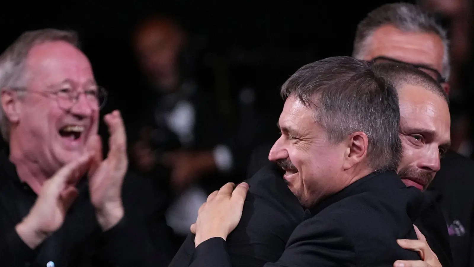 Cristian Mungiu holte die Goldene Palme für „Fjord“. (Foto: Andreea Alexandru/Invision/AP/dpa)