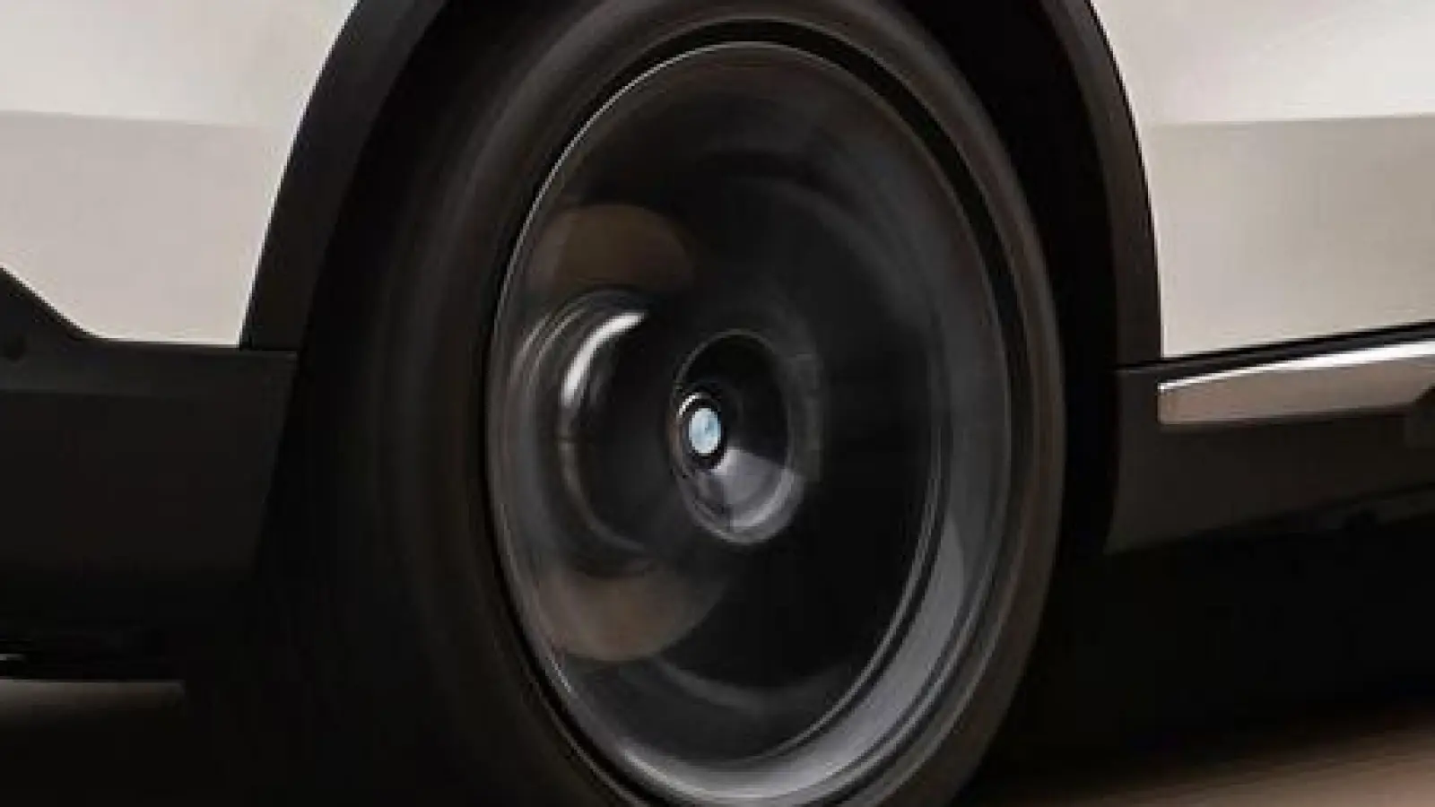 Der X5 punktet bei Komfort, Fahrwerk und Bremsen: Die meisten Baujahre zeigen in der Hauptuntersuchung nur wenige Schwächen. (Foto: BMW AG/dpa-tmn)