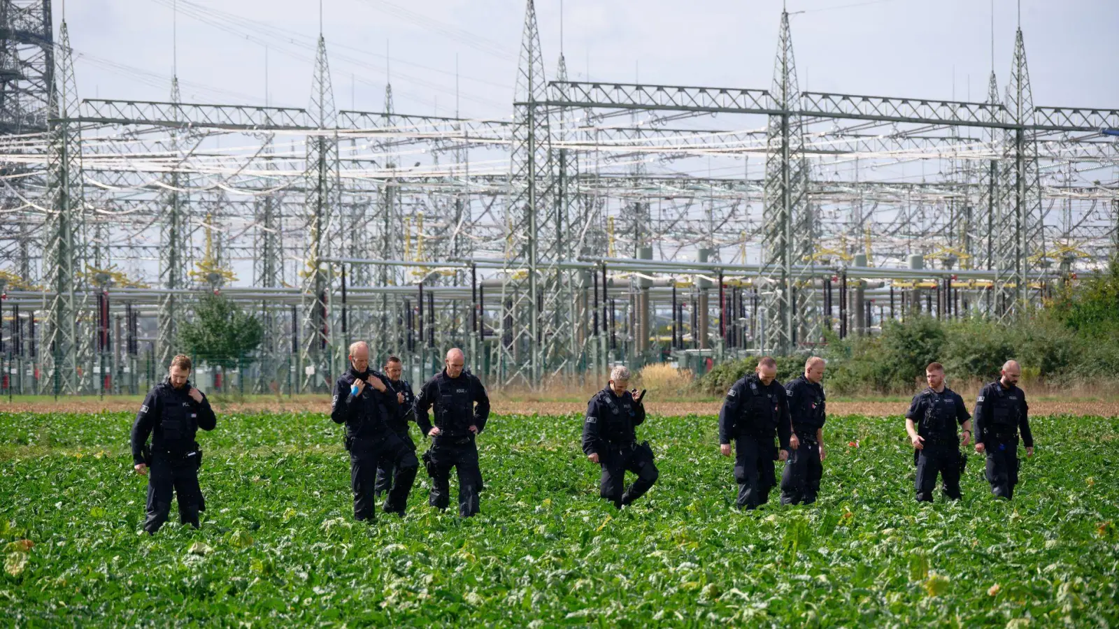 Die Ermittler gehen auch in Bergheim von Sabotage aus.  (Foto: Henning Kaiser/dpa)