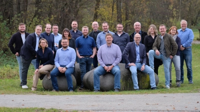 Das sind die Kandidatinnen und Kandidaten, die sich für die Parteilose Wählergemeinschaft (PWG) in Dietenhofen zur Wahl stellen.  (Foto: Winfried Fischer)
