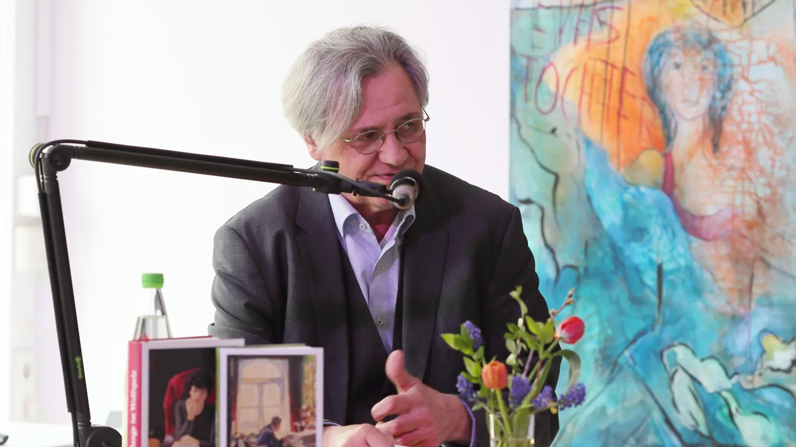 Portraitiert subtil Schriftsteller und ihr Werk: Michael Maar. (Foto: Thomas Wirth)