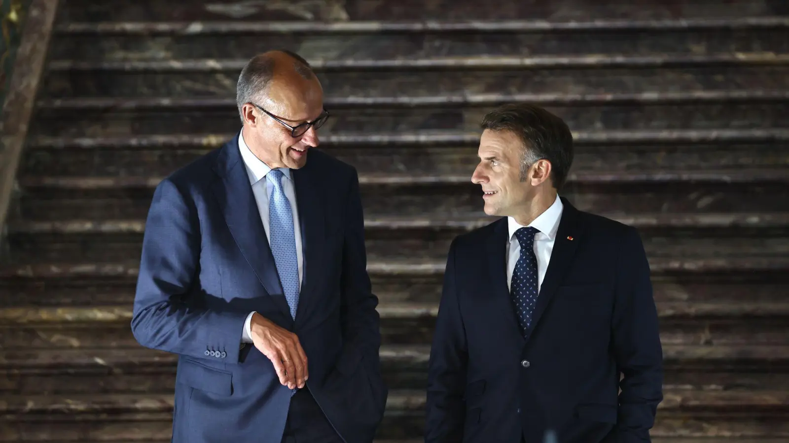 Haben eine deutsch-französische Einigung gefunden: Merz (l.) und Macron. (Archivbild) (Foto: Oliver Berg/dpa)