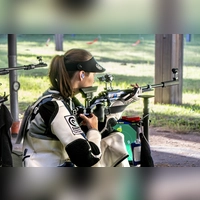 Alyssa Ott gewann den Kleinkaliberwettkampf in Hannover bei herausfordernden Bedingungen.  (Foto: Zentrum für Hochschulsport)