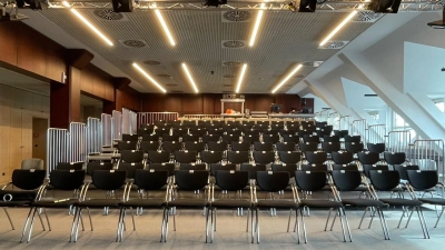 So sieht der Zuschauerraum der neuen Spielstätte aus. Während der Umbauzeit werden auf der Bühne Eyber Straße die Aufführungen des Ansbacher Theaters stattfinden. (Foto: Theater Ansbach/Marc Lörks)
