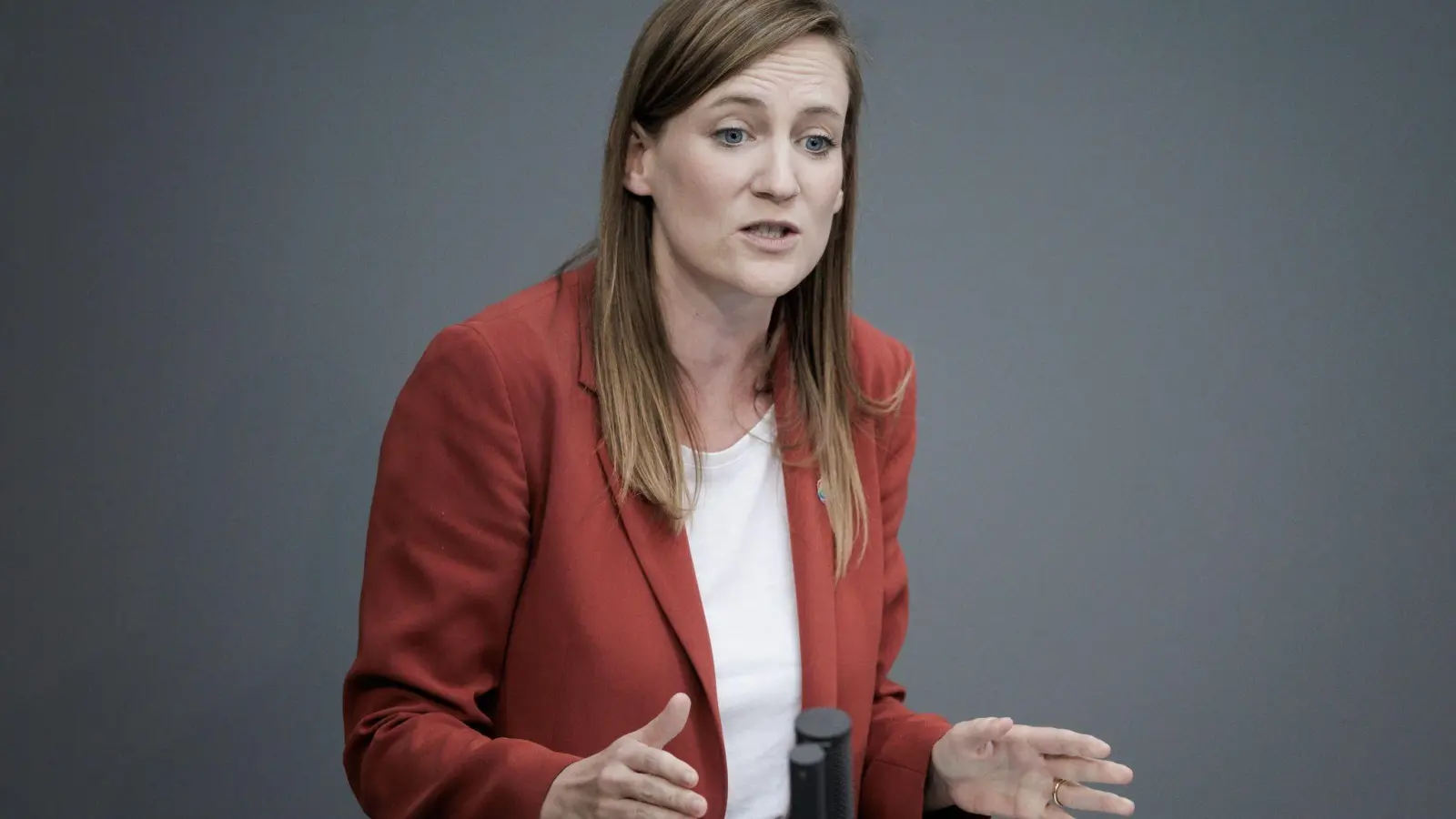 Die Co-Vorsitzende der „SPD Frauen“, Carmen Wegge, warnt,  dass KI zu einem Verstärker für bereits bestehende Ungerechtigkeiten werde. (Archivbild)  (Foto: Carsten Koall/dpa)