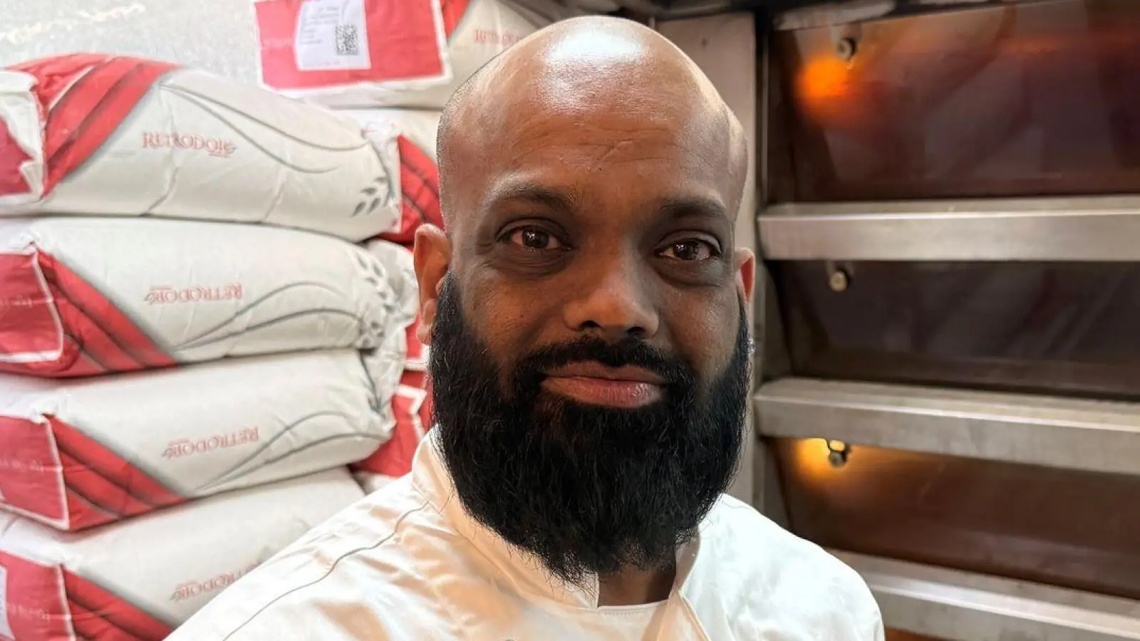 Der Gewinner des Pariser Baguette-Wettbewerbs darf mit seinen Broten ein Jahr lang den Élysée-Palast beliefern. (Foto: Michael Evers/dpa)