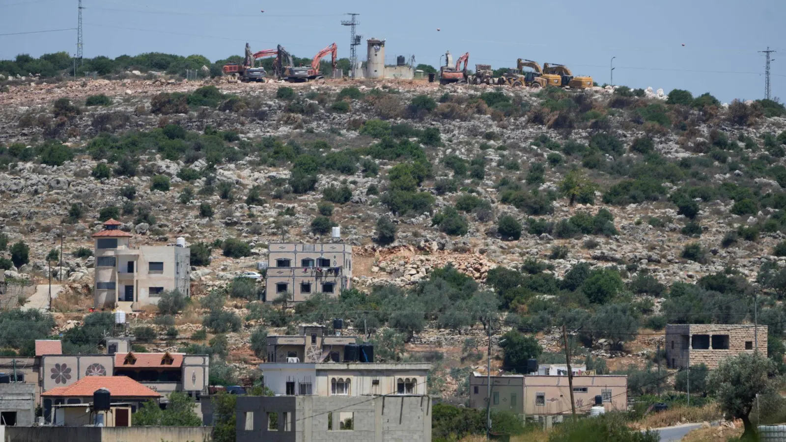 Westliche Staaten kritisieren den Siedlungsbau im Westjordanland. (Archivbild) (Foto: Nasser Nasser/AP/dpa)