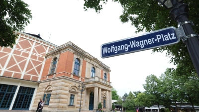 2026 können sich die Opernfans nach der Rückkehr von Star-Dirigent Christian Thielemann nach Bayreuth auf einen neuen „Ring des Nibelungen“ freuen. (Archivbild) (Foto: Karl-Josef Hildenbrand/dpa)