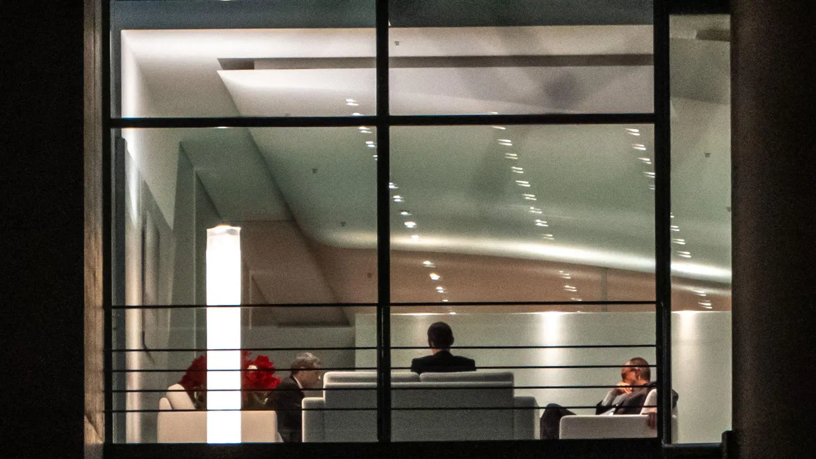 Die US-Delegation äußerte sich im Anschluss positiv über die Gespräche. (Foto: Michael Kappeler/dpa)