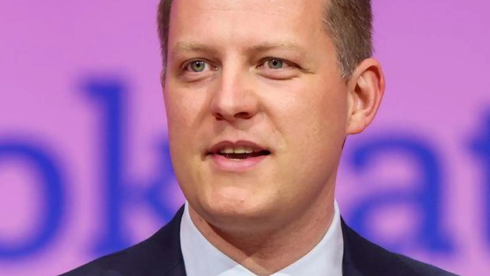 Henning Höne fordert für ein Comeback der FDP eine geschlossene Partei. (Foto: Christoph Reichwein/dpa)