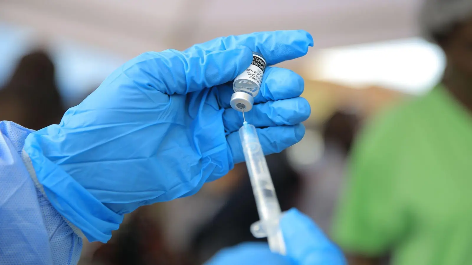 Der aktuelle Ebola-Ausbruch hatte Mitte Mai in der Demokratischen Republik Kongo begonnen. (Foto: Sebastien Kitsa Musayi/AP/dpa)