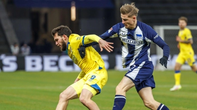 Die Berliner und die Niedersachsen lieferten sich ein ausgeglichenes Spiel. (Foto: Andreas Gora/dpa)